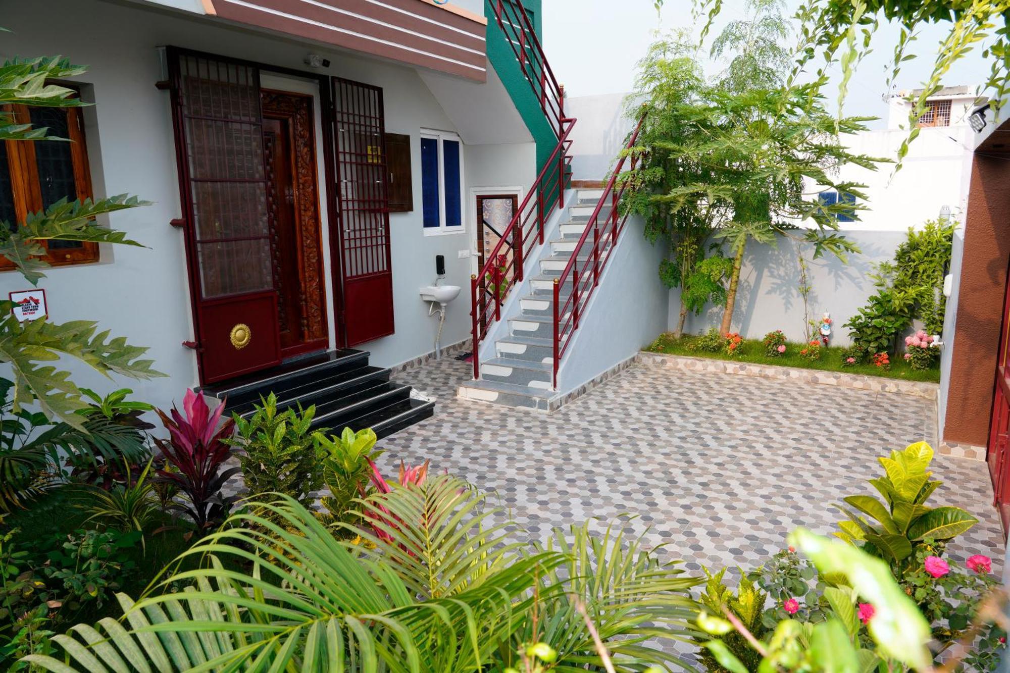 Sri Sakthi Holiday home
