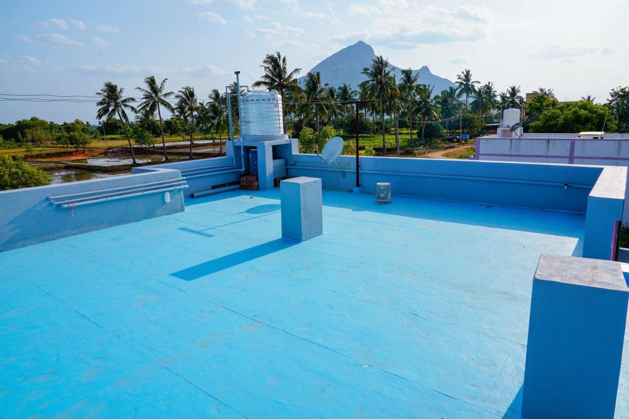 Sri Sakthi Holiday home *